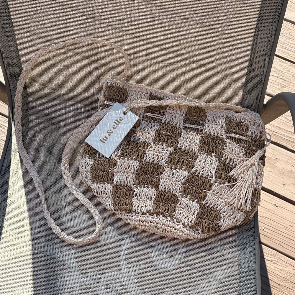 Woven Crossbody Cinch Bag in Brown and Cream Checkered Pattern
